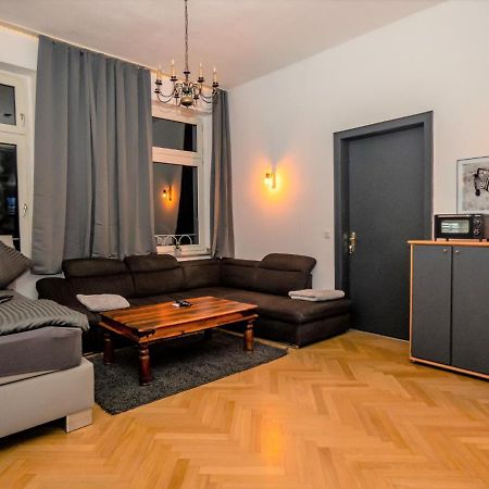 #213 Lux-Room - Zentrum Neuss - Naehe Duesseldorf Messe Mit Netflix & Prime Екстер'єр фото